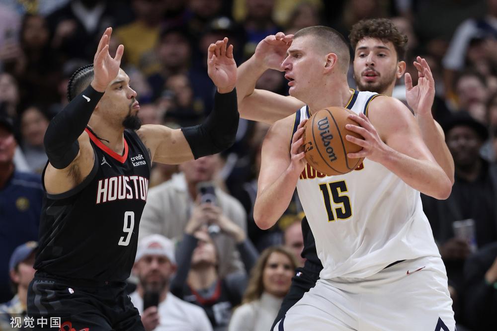 对方臂展惊 对方臂展惊